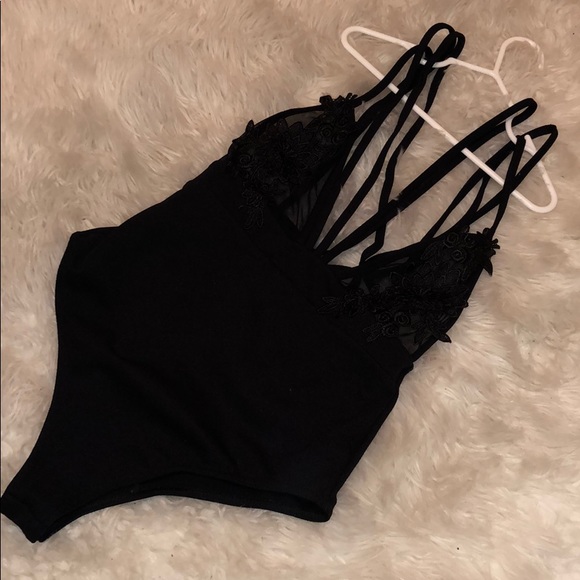 Boohoo Tops - Boohoo Strappy Bodysuit